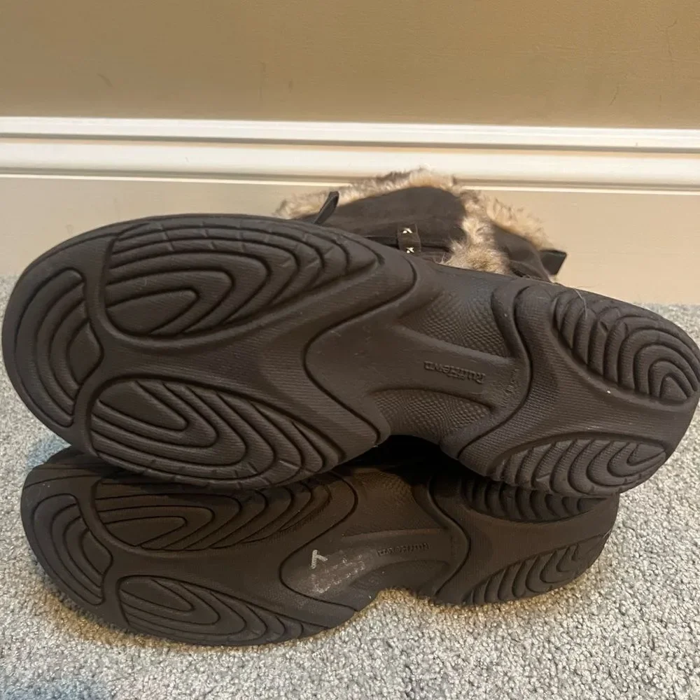 Ruff hewn new suede fur lined winter boots. Sz 9